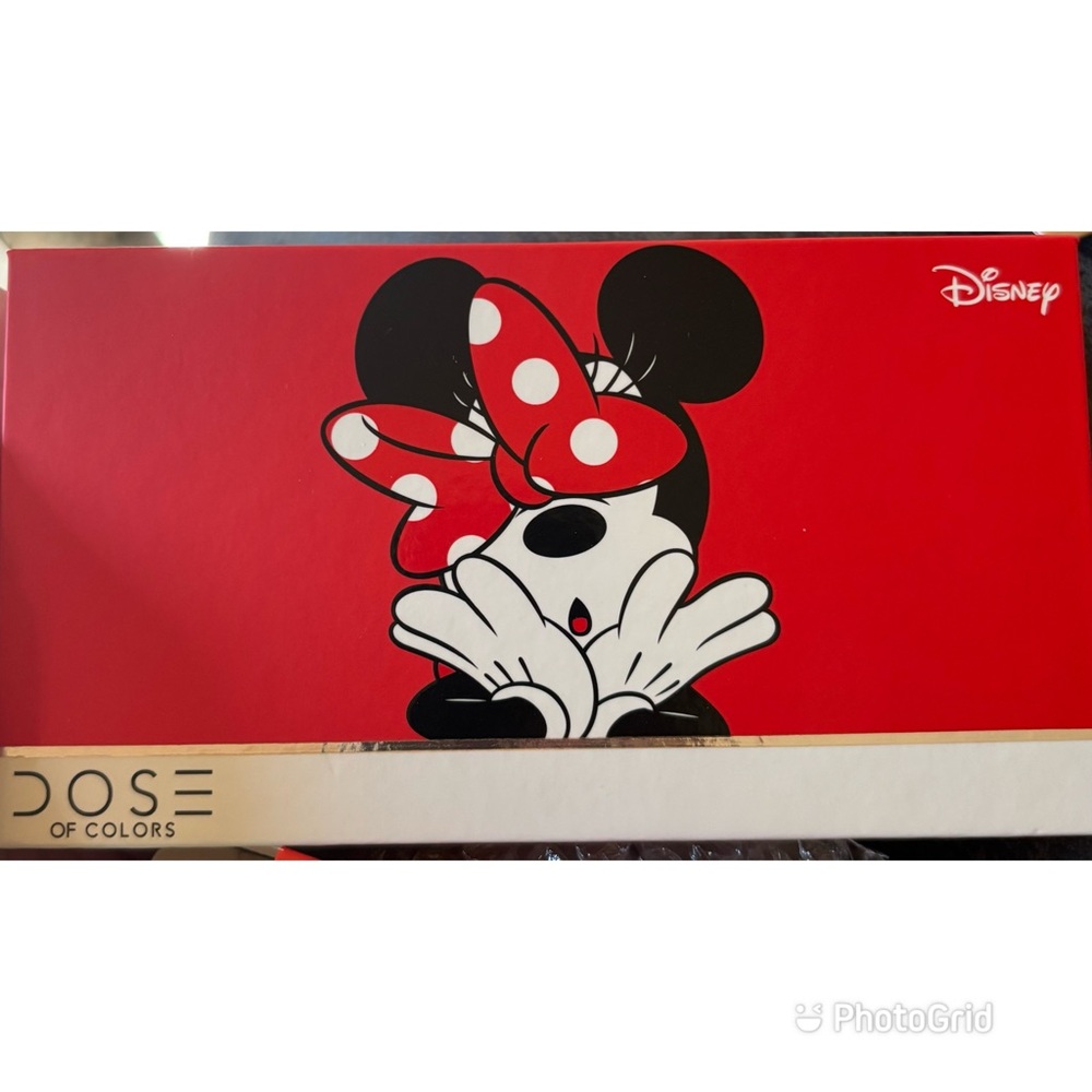 Dose of Color x Disney Minnie Mouse palette